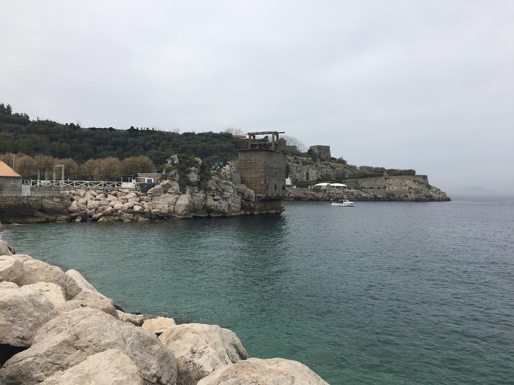 Villa Rosmary - Sorrento Coast - Gulf Of Naples View Luaran gambar