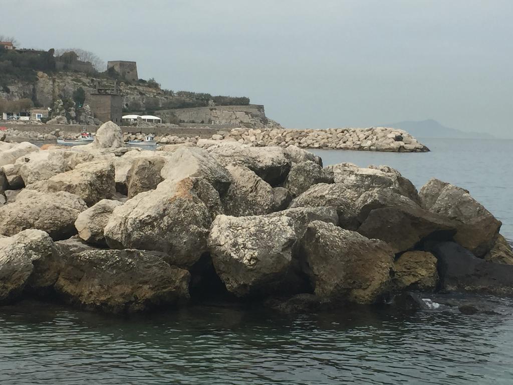 Villa Rosmary - Sorrento Coast - Gulf Of Naples View Luaran gambar