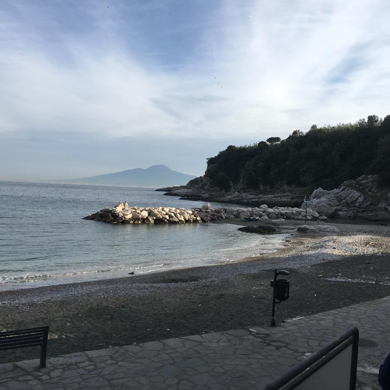 Villa Rosmary - Sorrento Coast - Gulf Of Naples View Luaran gambar