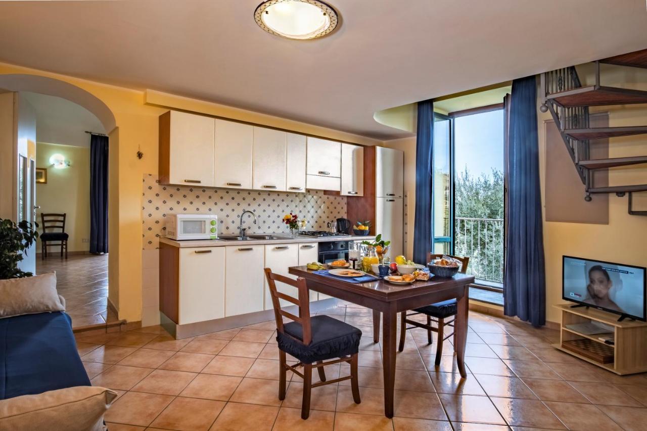 Villa Rosmary - Sorrento Coast - Gulf Of Naples View Luaran gambar