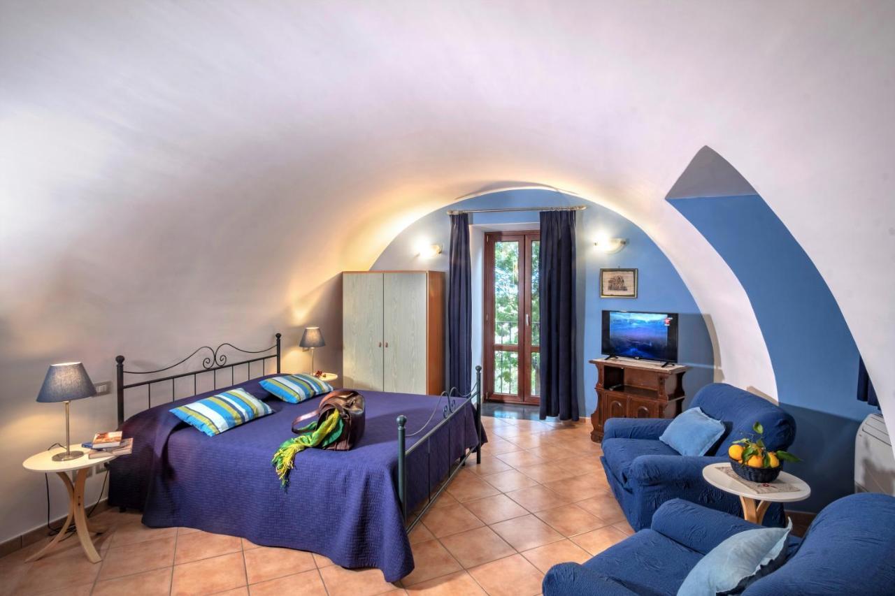 Villa Rosmary - Sorrento Coast - Gulf Of Naples View Luaran gambar